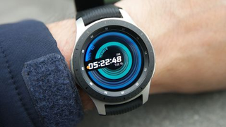Illustration for article titled El nuevo reloj de Samsung se queda muy cerca de ser el wearable perfecto